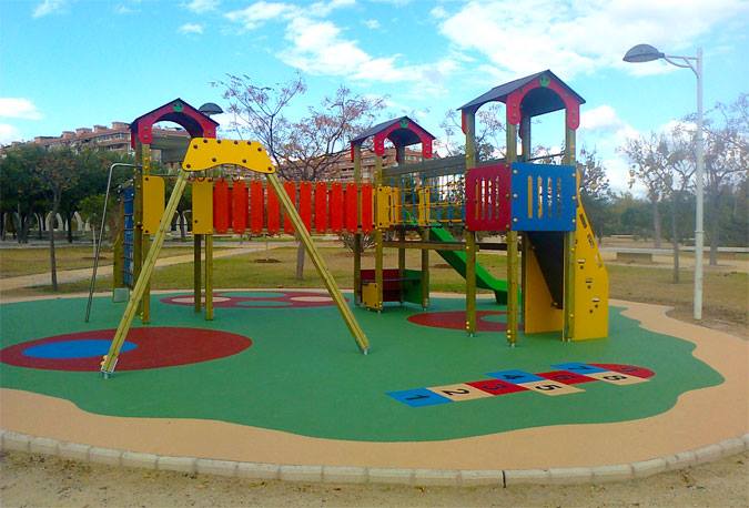 Tipos de juegos en los parques infantiles